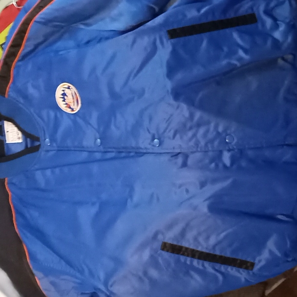 Jackets - Picture 5 of 8